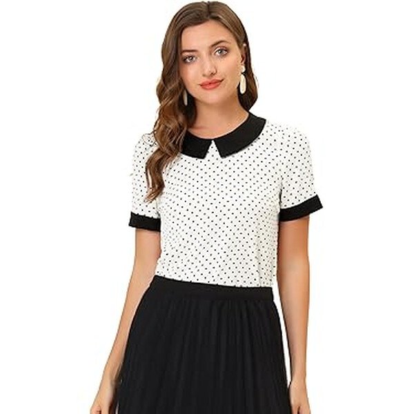 Blusa con cuello bobo discreto